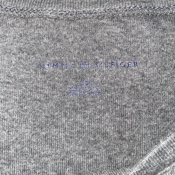Tommy Hilfiger Gray Boat Neck T-shirt Size L - Picture 6 of 6